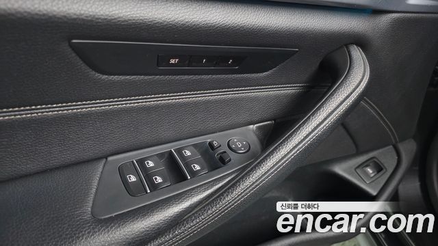 BMW 5-Series 520d M Sport package