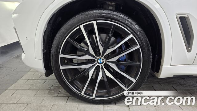 BMW X5 M50d
