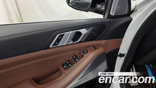 BMW X5 M50d