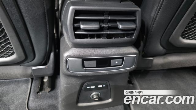 Audi Q4 e-tron 40 Premium