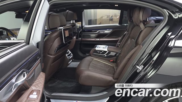 BMW 7-Series 730Ld xDrive M Sport