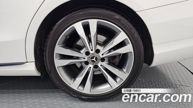 Mercedes-Benz C-Class C220 d Avantgarde