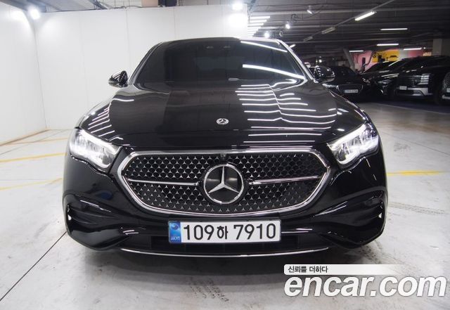 Mercedes-Benz E-Class E200 AMG Line