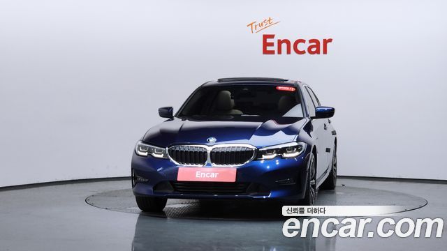 BMW 3-Series 330e Luxury