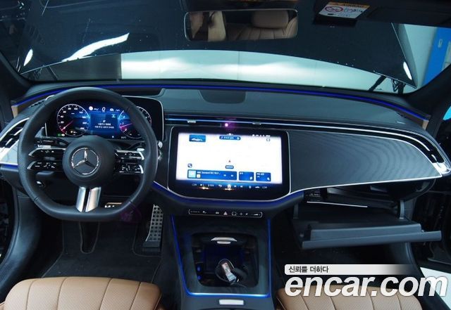 Mercedes-Benz E-Class E200 AMG Line