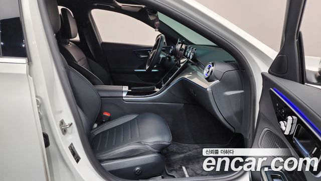 Mercedes-Benz C-Class C200 AMG Line