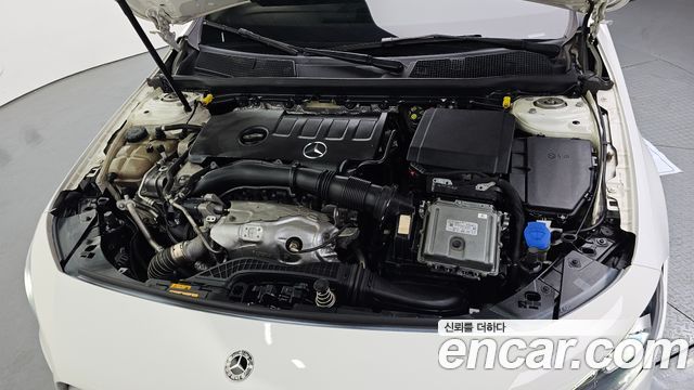 Mercedes-Benz A-Class A250 4MATIC Sedan