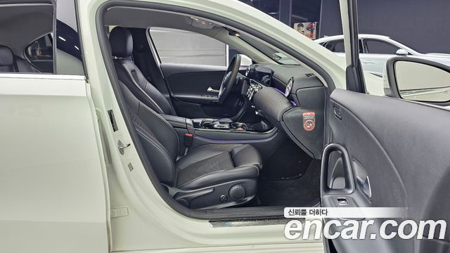 Mercedes-Benz A-Class A250 4MATIC Sedan