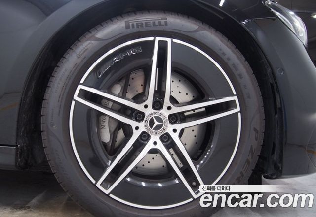 Mercedes-Benz E-Class E200 AMG Line