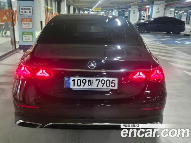 Mercedes-Benz E-Class E200 AMG Line