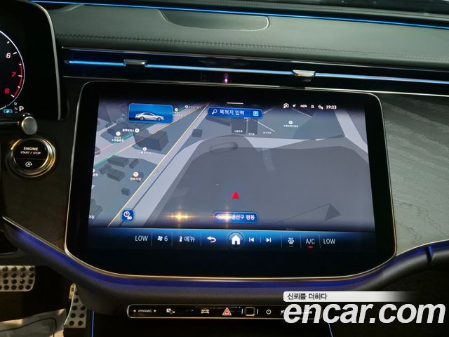 Mercedes-Benz E-Class E200 AMG Line
