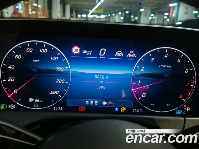 Mercedes-Benz E-Class E200 AMG Line