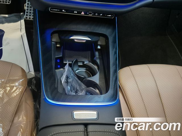 Mercedes-Benz E-Class E200 AMG Line