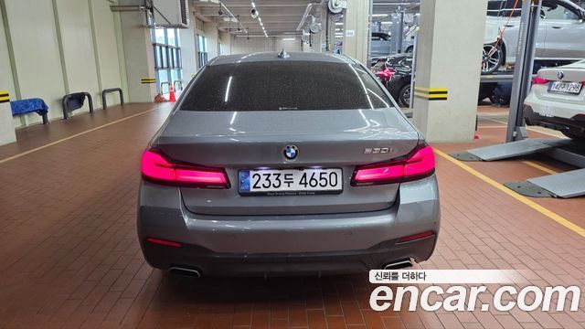 BMW 5-Series 530i M Sport Package