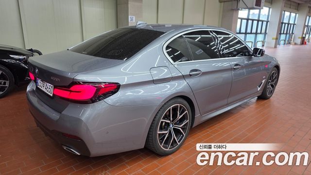 BMW 5-Series 530i M Sport Package