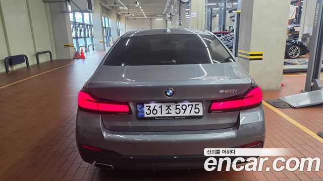 BMW 5-Series 520i M Sport