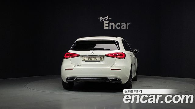 Mercedes-Benz A-Class A220 Hatchback