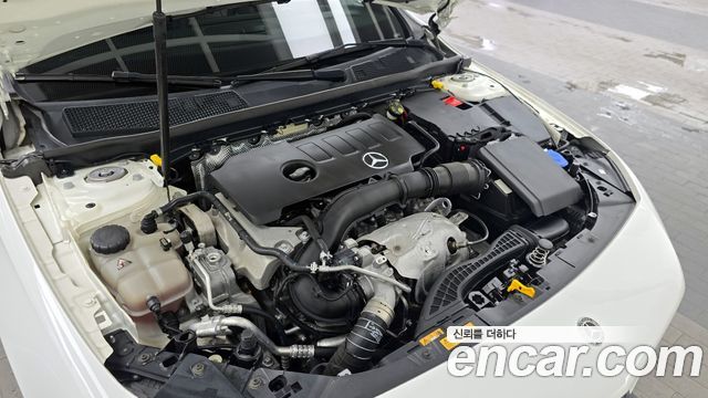 Mercedes-Benz A-Class A220 Hatchback