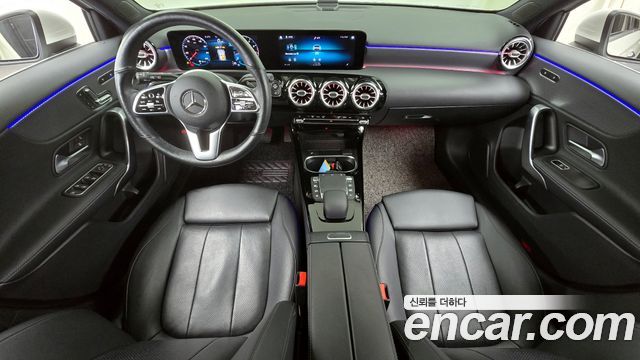 Mercedes-Benz A-Class A220 Hatchback