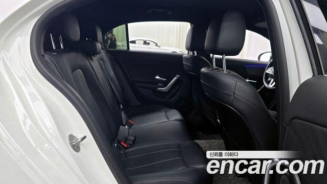Mercedes-Benz A-Class A220 Hatchback