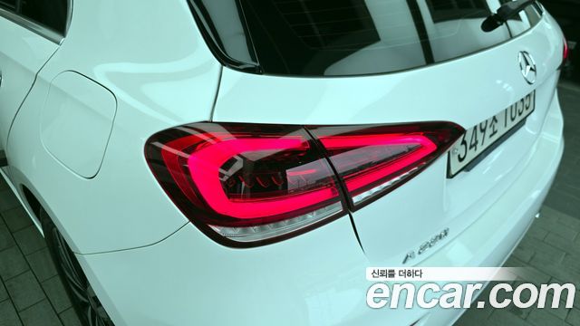 Mercedes-Benz A-Class A220 Hatchback