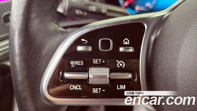 Mercedes-Benz A-Class A220 Hatchback