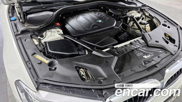 BMW 5-Series 520d xDrive M Sport Package Plus