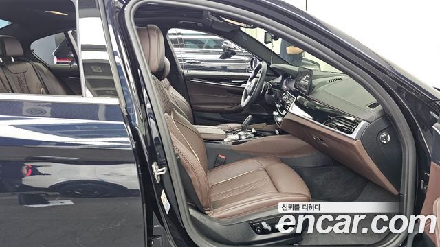 BMW 5-Series 530i xDrive M Sport Package