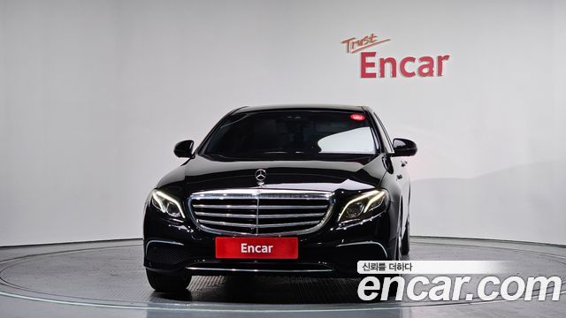 Mercedes-Benz E-Class E300 Exclusive