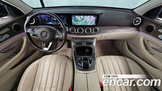 Mercedes-Benz E-Class E300 Exclusive