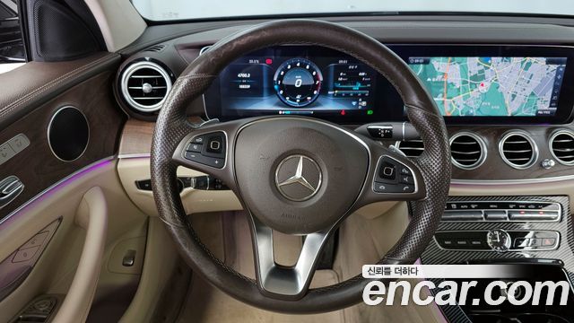 Mercedes-Benz E-Class E300 Exclusive
