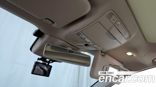 Mercedes-Benz E-Class E300 Exclusive