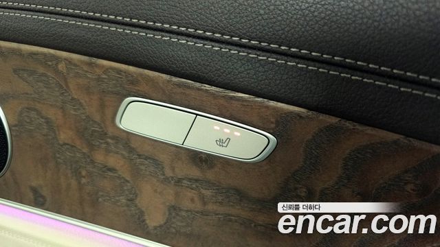 Mercedes-Benz E-Class E300 Exclusive