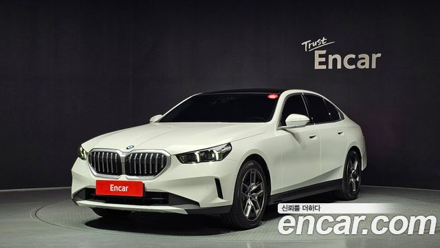 BMW 5-Series 520i
