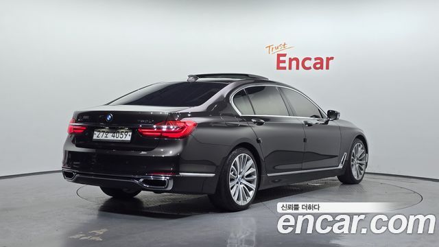 BMW 7-Series 750Li xDrive