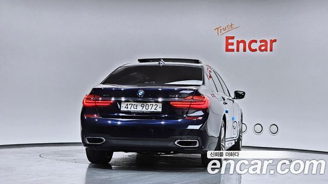 BMW 7-Series 740Li xDrive M Sport Package