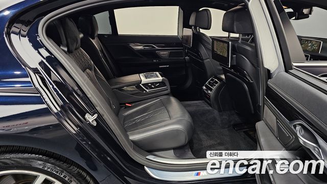BMW 7-Series 740Li xDrive M Sport Package