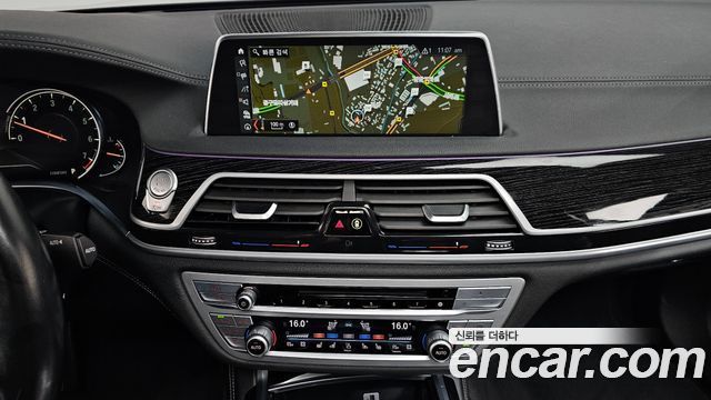 BMW 7-Series 740Li xDrive M Sport Package