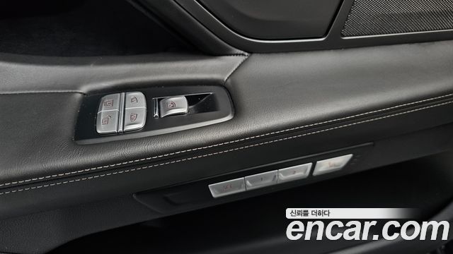 BMW 7-Series 740Li xDrive M Sport Package