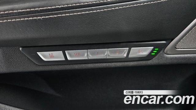 BMW 7-Series 740Li xDrive M Sport Package