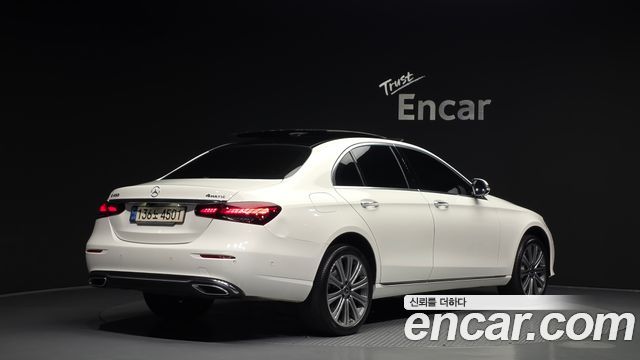 Mercedes-Benz E-Class E450 4MATIC Exclusive