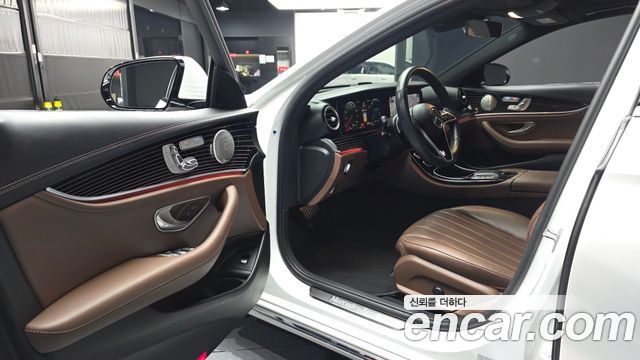 Mercedes-Benz E-Class E450 4MATIC Exclusive