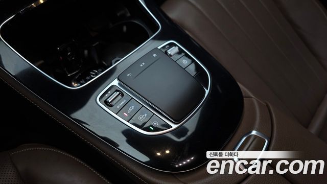 Mercedes-Benz E-Class E450 4MATIC Exclusive