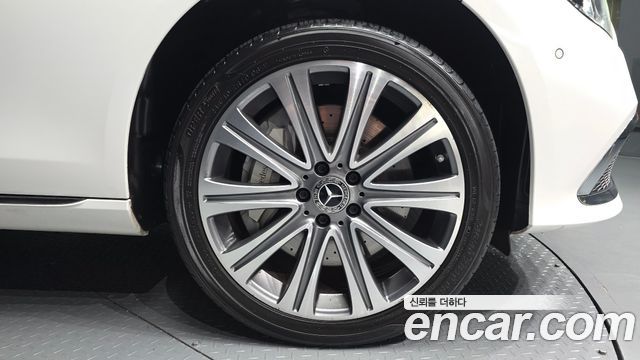 Mercedes-Benz E-Class E450 4MATIC Exclusive