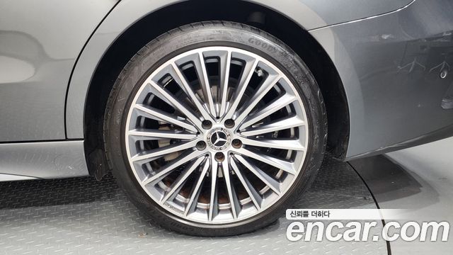 Mercedes-Benz C-Class C300 AMG Line
