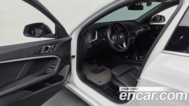 BMW 1-Series 120i Advantage