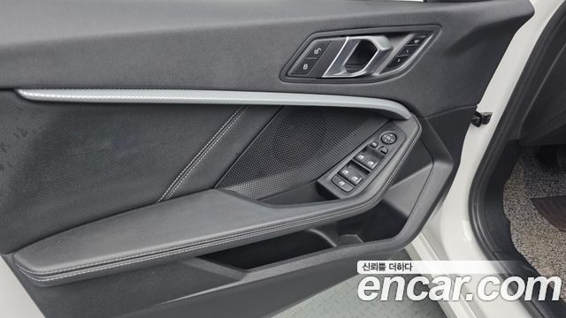 BMW 1-Series 120i Advantage