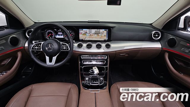 Mercedes-Benz E-Class E300 Avantgarde