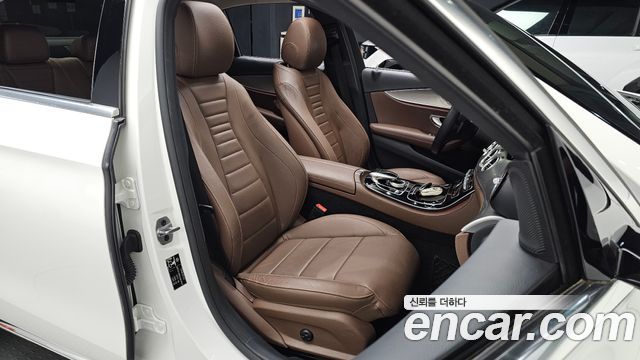 Mercedes-Benz E-Class E300 Avantgarde