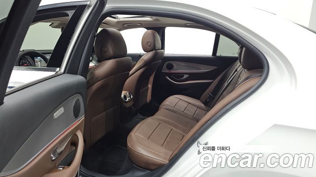 Mercedes-Benz E-Class E300 Avantgarde